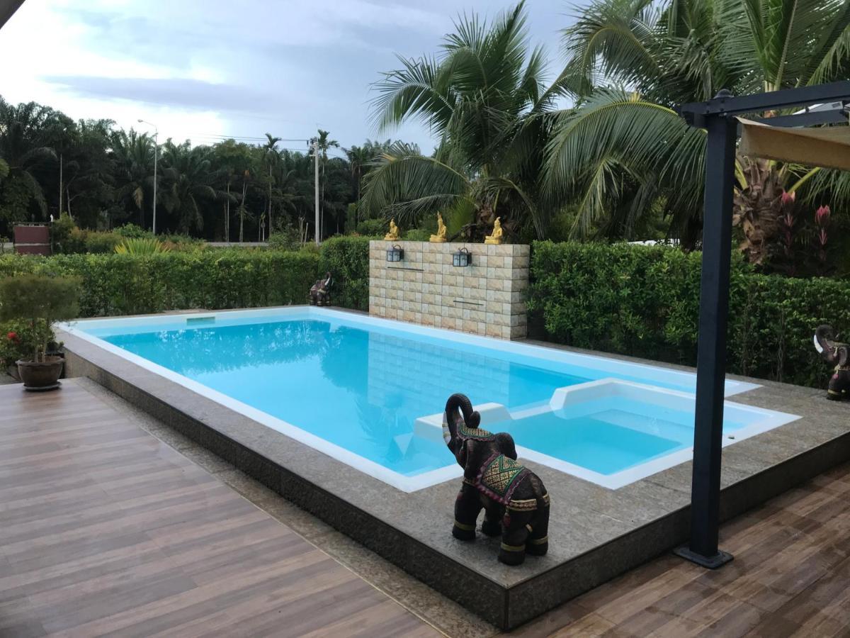Pajaree And Udo'S Happy Homestay Trang Esterno foto