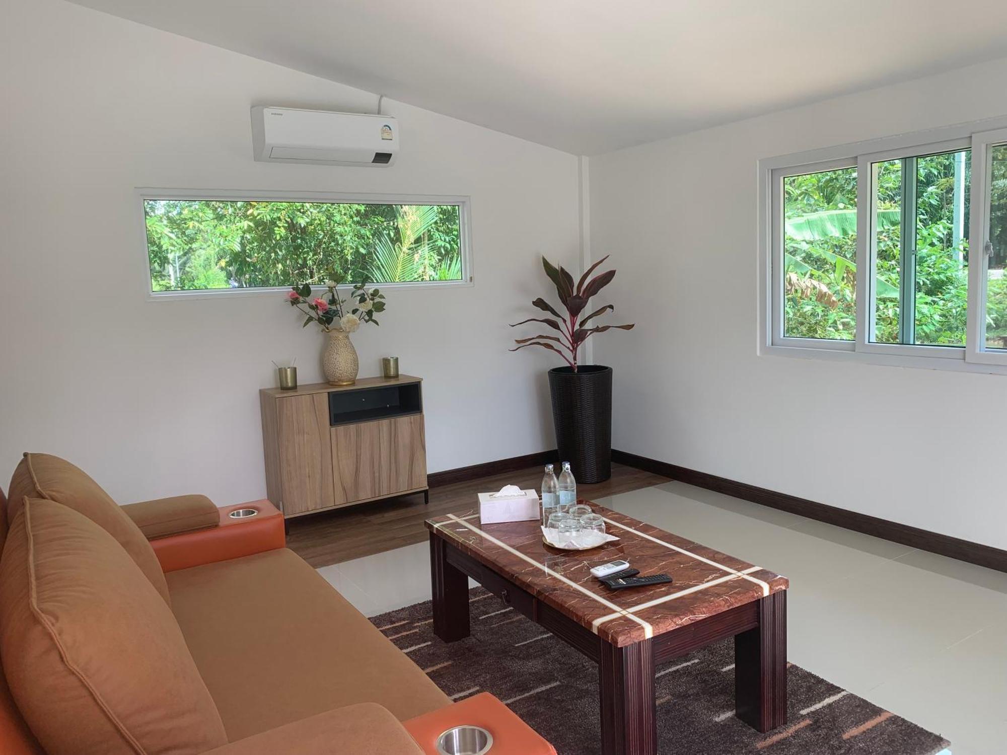 Pajaree And Udo'S Happy Homestay Trang Esterno foto