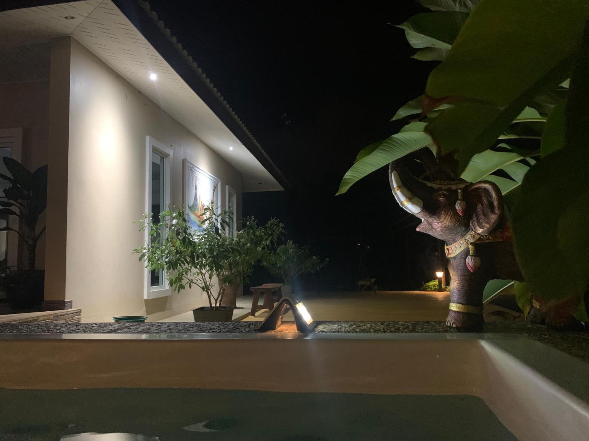 Pajaree And Udo'S Happy Homestay Trang Esterno foto